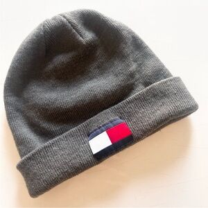 Y2K Tommy Hilfiger Charcoal Gray Knit Beanie